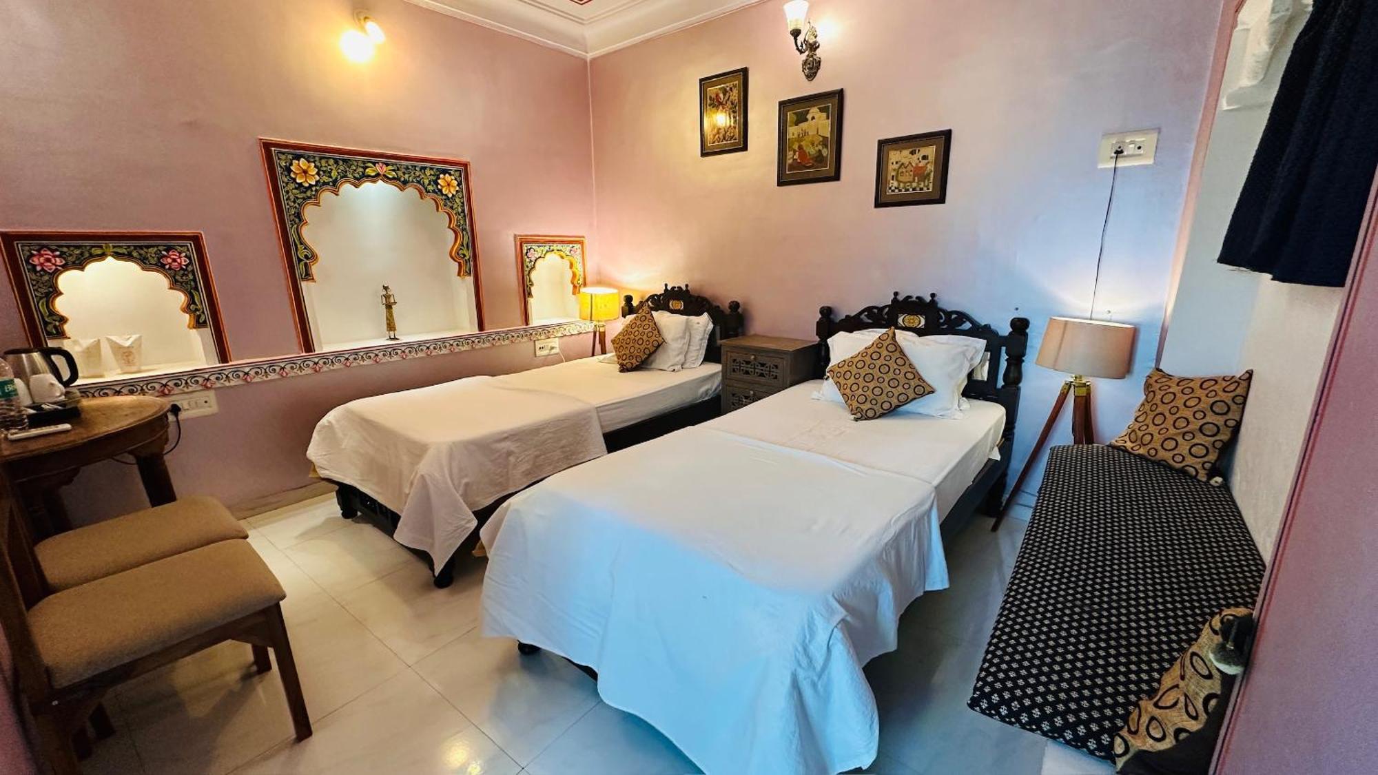 Haveli Bundi Inn Bagian luar foto